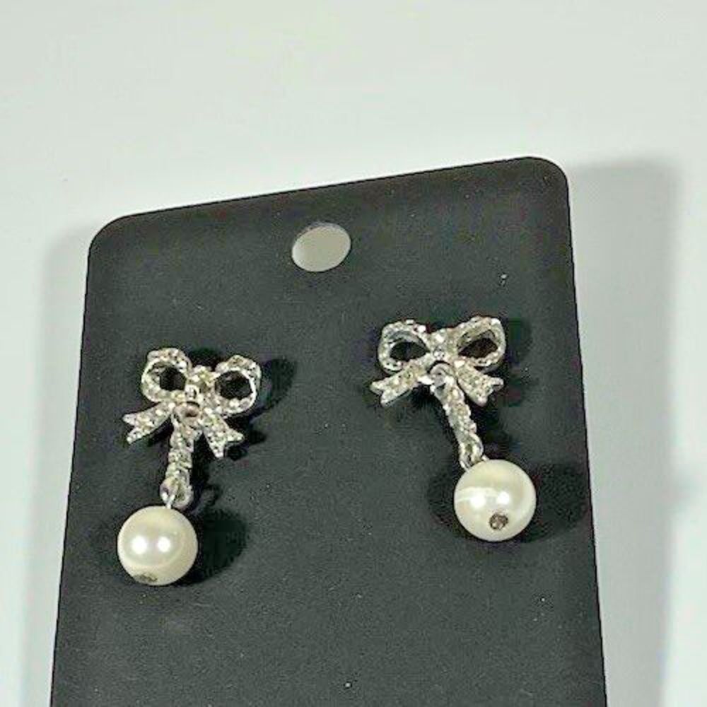 White Faux Pearl Earrings CZ Bow Dangle Post Bridal Wedding Beauty Beauty Classy